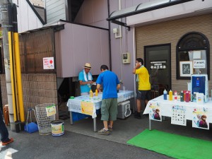 自転車で続々と、お客様が。
